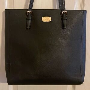 MK Michael Kors Long Tote Black